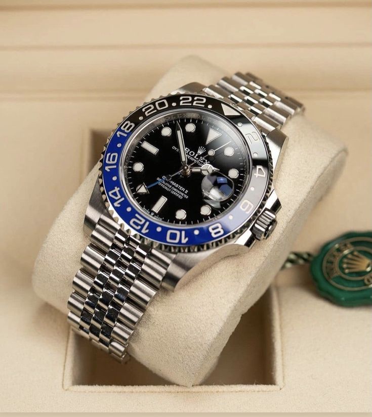 ROLEX SUBMARINER WATCH